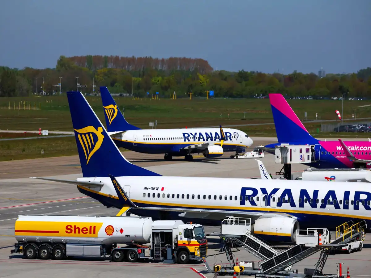 flight-ticket-fares-to-remain-low-in-june-july-but-europes-largest-airline-ryanair-warns-about-fuel-shortage