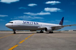 newark to guatemala plane diversion