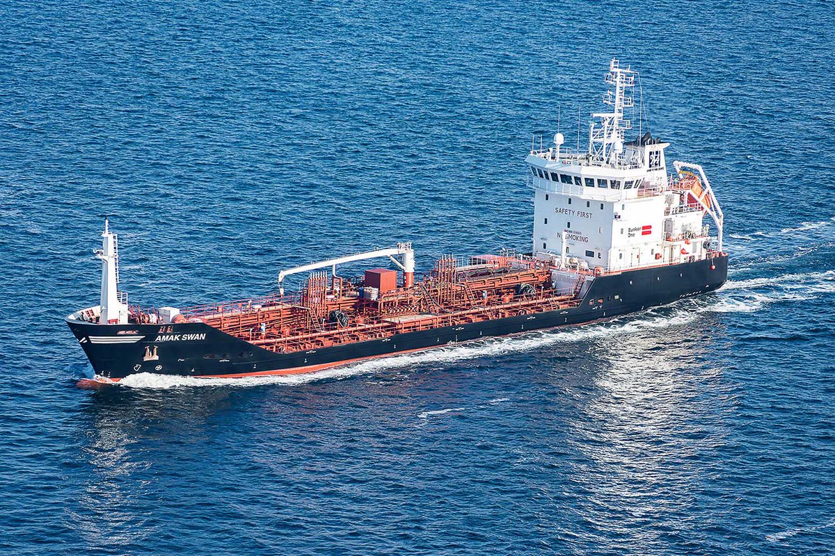 oil tanker hijacked off coast of yemen