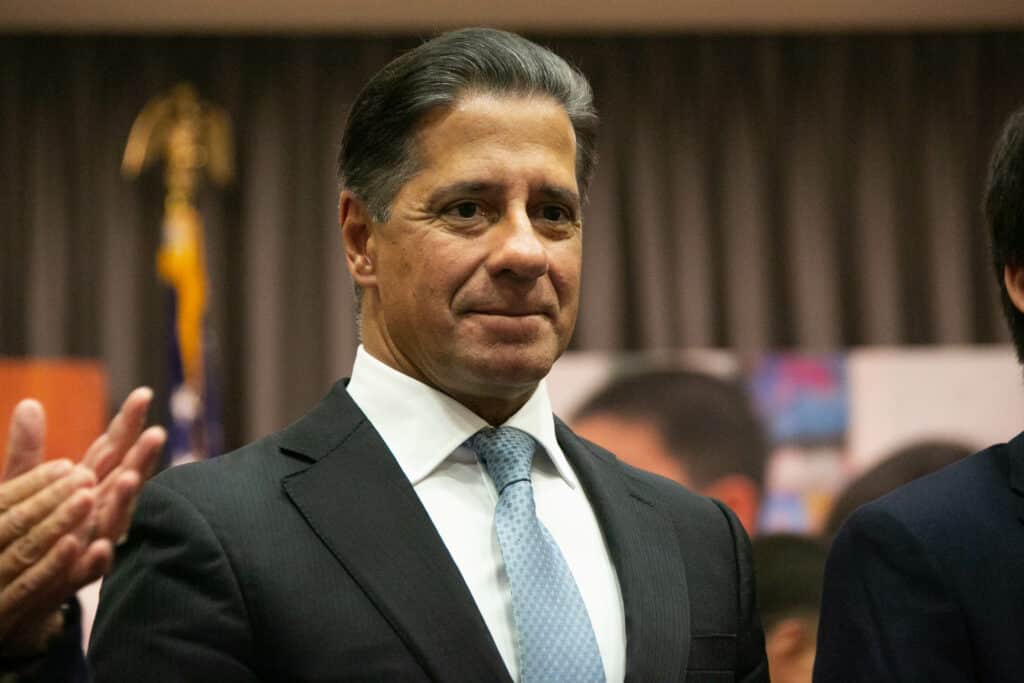 LAUSD Superintendent Alberto Carvalho resigns