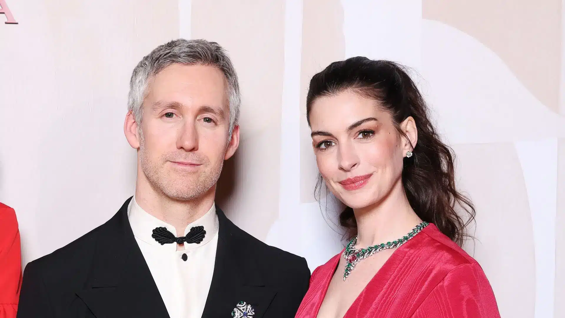 anne hathaway pregnancy