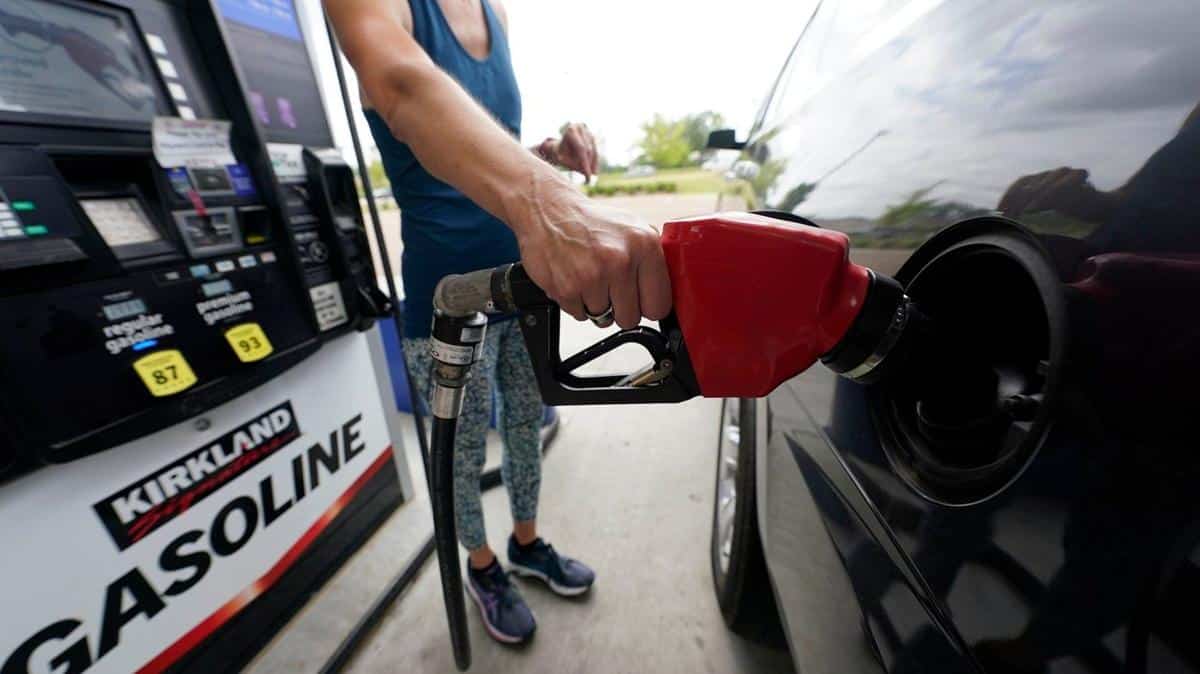Gas prices drive down US inflation