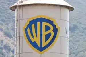 Oregon's Paramount deal delay