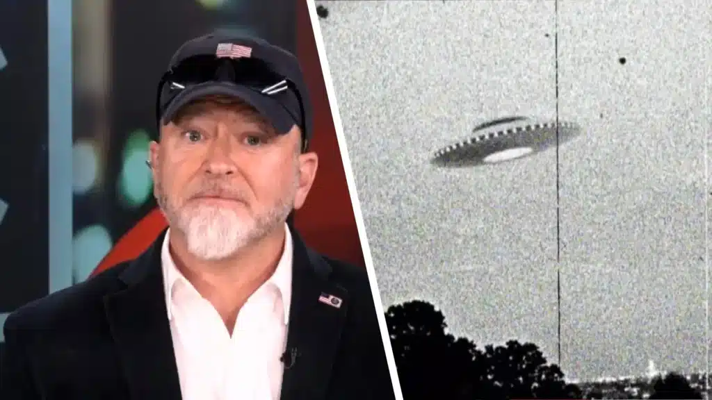 elizondo-and-UFO
