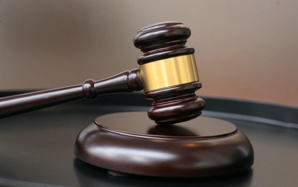 Covidien Hernia Verdict trimming