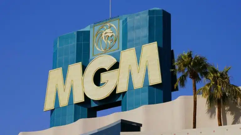 People to acquire MGM