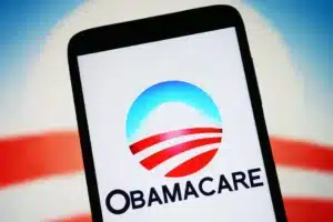 US cuts Obamacare subsidies