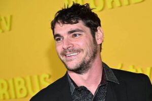 rj mitte death