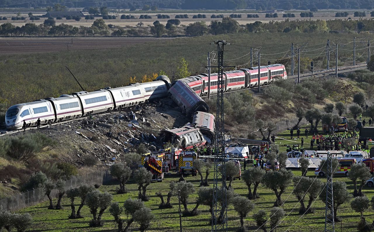 Spain Train Crash Kills at Least 68 as Investigators Probe Red Signal Failure