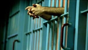 FW PRISON hands